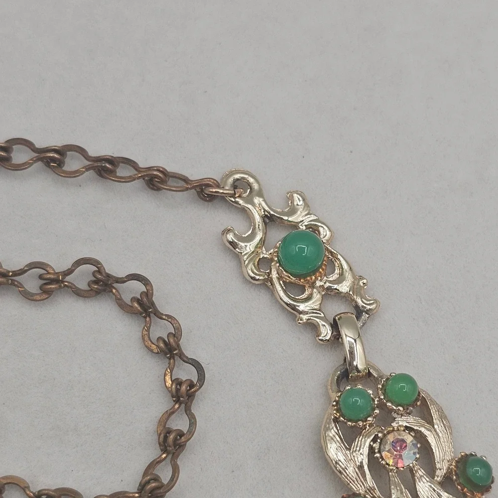 Vintage Necklace Gold Tone Green with Aurora Borealis Rhinestones